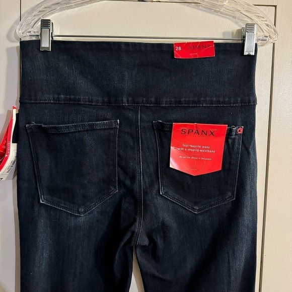 NWT SPANX Womens The Signature Straight High Rise Side Zip Jeans Size 28 - Picture 10 of 10